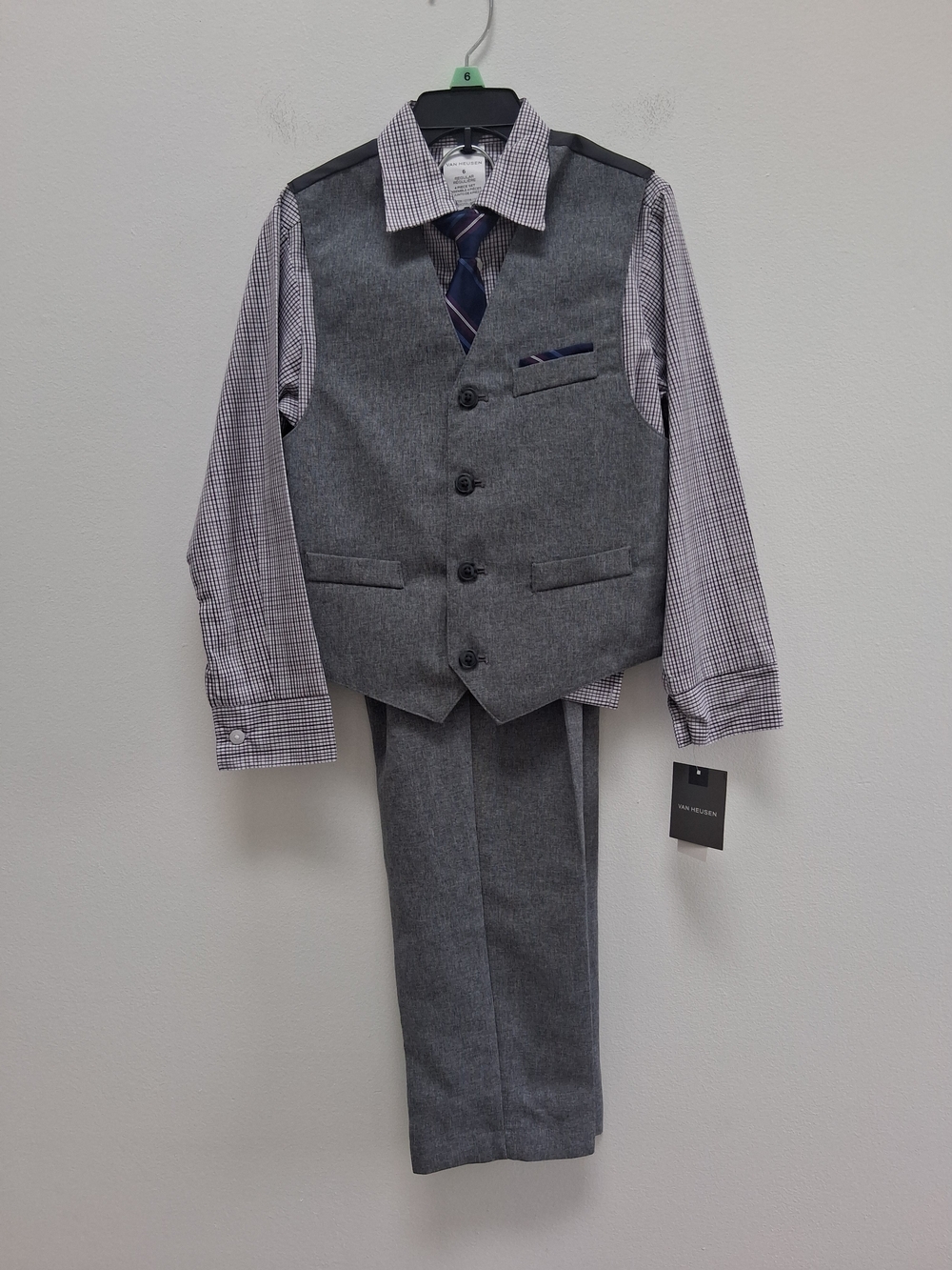 Van Heusen Boys' 4-Pc Suit Set Gray Size 6 Classic Formal Special Ocassion